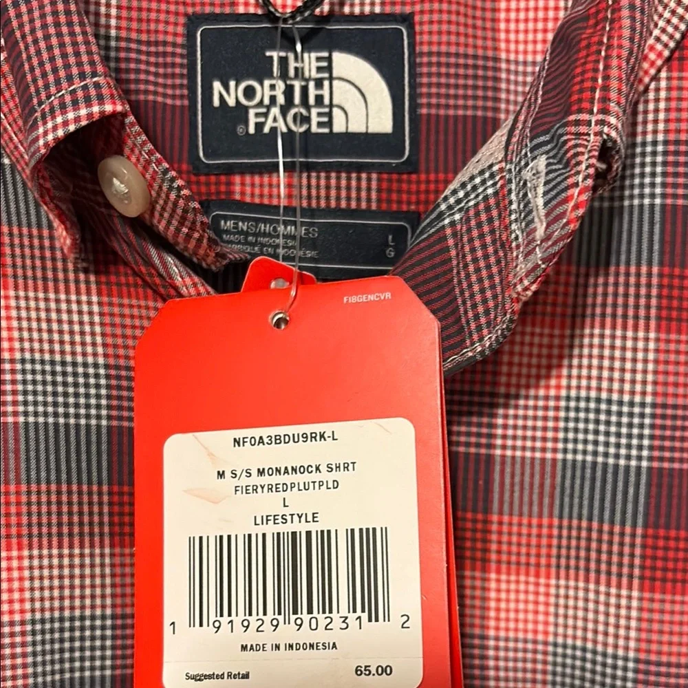 The North Face Red and Black Plaid Button Down Shirt large NWT